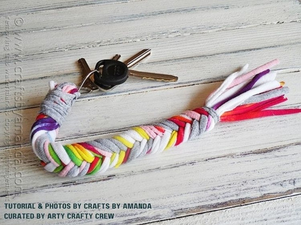 Pletivo ze starého trička chrání sazenice lépe než plot - image 1