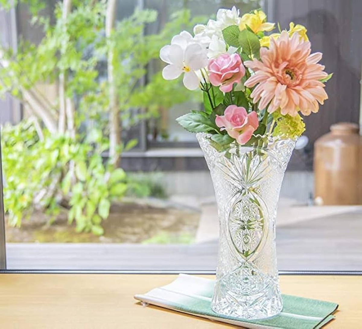 Proč odborní pěstitelé vždy přidají ocet do zálivky květin - image 1