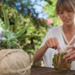 Pergamen a lepidlo z kukuřice: selský trik na pletení rostlin bez nití