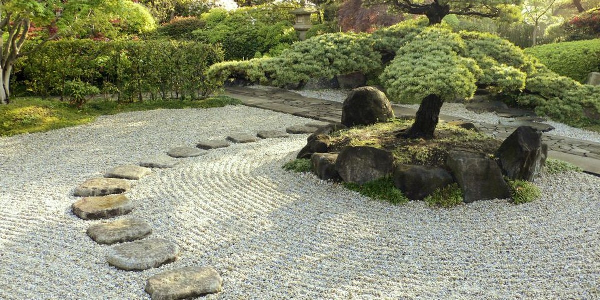 Písková pokrývka místo drahého mulče: proč to majitelé zahrad nechtějí říct - image 1