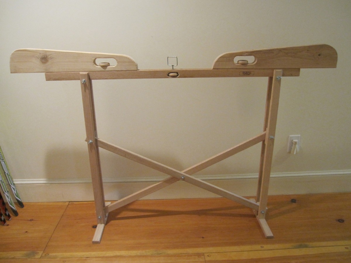 Tesař zná: proč dřevěné lavičky vzadu zakryjete vrstvou vosku