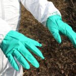 Zahrádkáři varují: nikdy nekompenzujte nápad této chemikálie bez rukavic