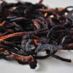 Pálená cibule v květináči: starý věc proti mouchám, kterou zahradníci skrývali