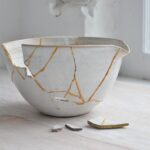 Rozbitá keramika v půdě nádoby zvyšuje odvodnění o 40 procent