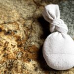 Starý ponožka plná soli: nejlevnější ochrana proti slimákům