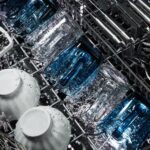 Voda z myčky nádobí pro květiny? Kdy ji používat bezpečně