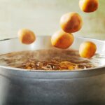 Voda z vaření brambor na záhonech - co zemědělci vědí, co vy ne