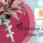 Květinář prozrazuje: proč obalit stonky papírem při přesazování