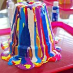 Papírová role pod květináč: jednoduché řešení proti zatékání