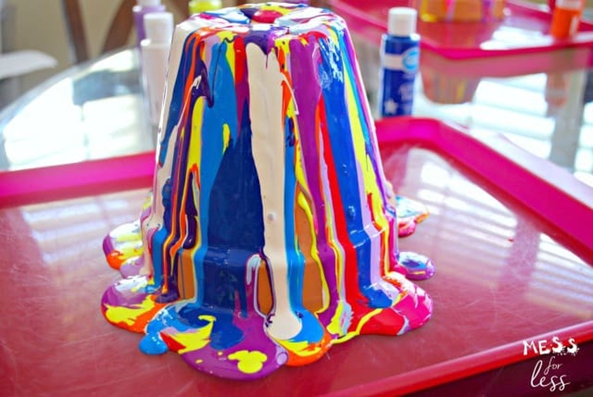 Papírová role pod květináč: jednoduché řešení proti zatékání