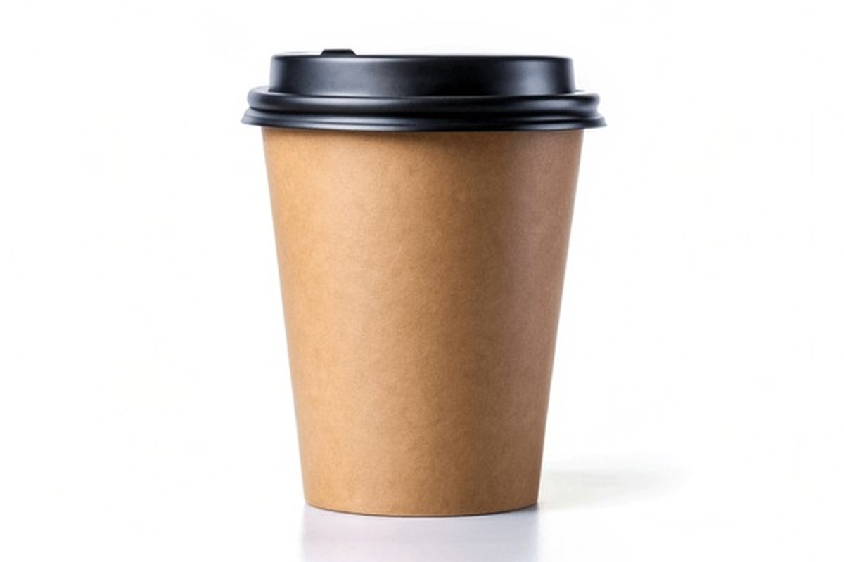 Papírové kelímky od kávy umíte recyklovat přímo v půdě. Jak?